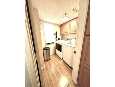 Beautifully upgraded 6th-floor condo in desirable Huntington - photo 18