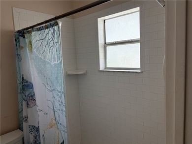 Picture this...3/2/2 scrnd n pool hm.Great rm concept,much n - photo 15