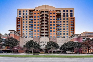 Lake Carolyn Condo For Sale in Irving Texas