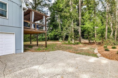 Welcome to 3237 Harvest Way! Discover quality craftsmanship and - photo 32