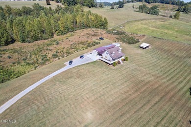 A rare find!!! 3 bedroom 2.5 bath cape cod situated on 3.04 - photo 33