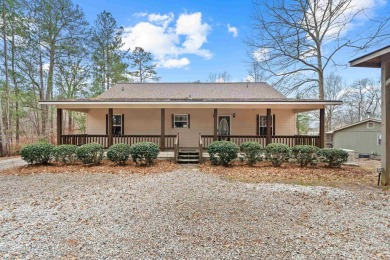 Lake Home For Sale in Milledgeville, Georgia