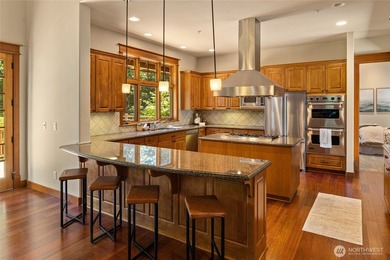 Discover the ultimate mountain retreat where luxury living meets - photo 15