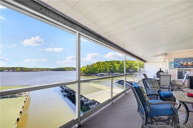 16x44 DOCK SLIP + PWC SLIP + FURNISHED + 2283 SQ.FT. + TOP-FLOOR - photo 20
