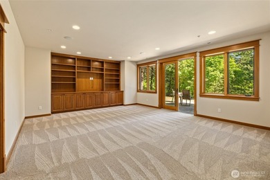 Discover the ultimate mountain retreat where luxury living meets - photo 29