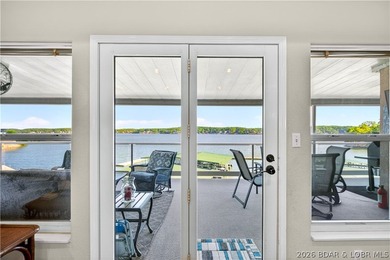 16x44 DOCK SLIP + PWC SLIP + FURNISHED + 2283 SQ.FT. + TOP-FLOOR - photo 37