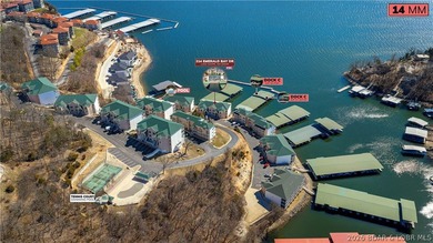 16x44 DOCK SLIP + PWC SLIP + FURNISHED + 2283 SQ.FT. + TOP-FLOOR - photo 46