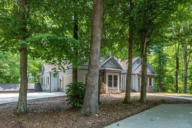 Custom Estate home nestled on 23.53 private, mostly wooded acres - photo 2