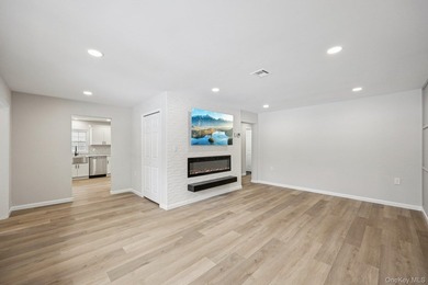 Beautifully Renovated Ranch in the Desirable Leisure Knoll - photo 7