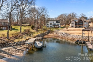 Discover the perfect blend of livable luxury at this exceptional - photo 12