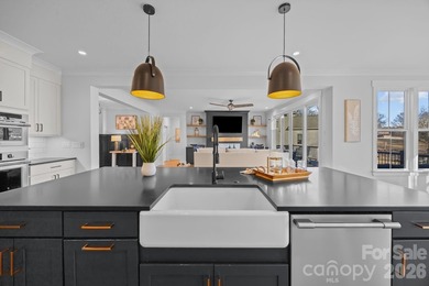 Discover the perfect blend of livable luxury at this exceptional - photo 20