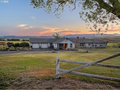 (private lake, pond, coastal) Home For Sale in Bakercity Oregon