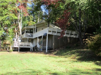 Lake Cherokee Home For Sale in Tamassee South Carolina