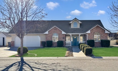 Lake Home For Sale in Washington, Utah