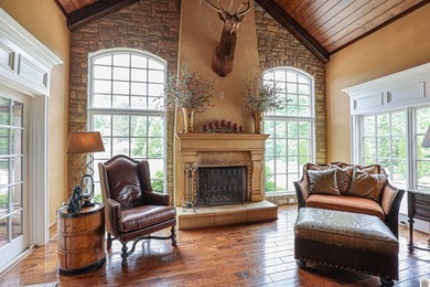 Private 9-acre estate in Western Kentucky offering luxury living - photo 16