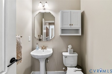 JUST LISTED in Magnolia Green! Offering 4,000+ square feet of - photo 19