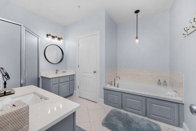 Welcome to an exceptional waterfront residence in the heart of - photo 20
