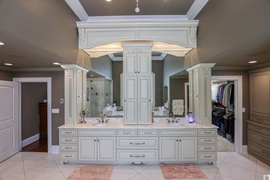 Private 9-acre estate in Western Kentucky offering luxury living - photo 30