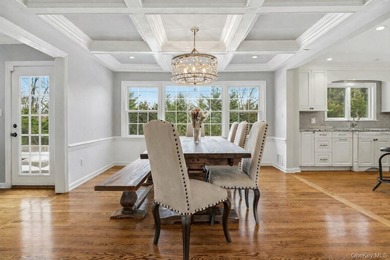 Located in the Village of Flower Hill, 38 Hewlett Lane is a - photo 9