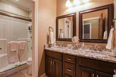 Private 9-acre estate in Western Kentucky offering luxury living - photo 39