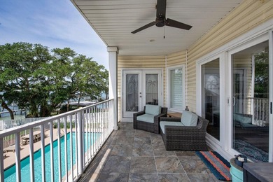 Welcome to an exceptional waterfront residence in the heart of - photo 46