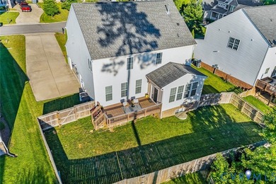 JUST LISTED in Magnolia Green! Offering 4,000+ square feet of - photo 47