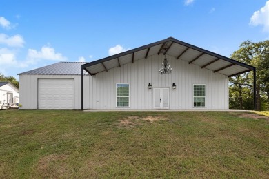 Amon Carter Lake Home For Sale in Bowie Texas