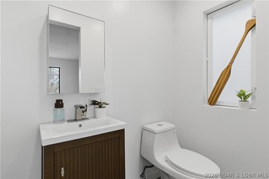 Newley Renovated Throughout!!!! Welcome to this stunning 4 - photo 13