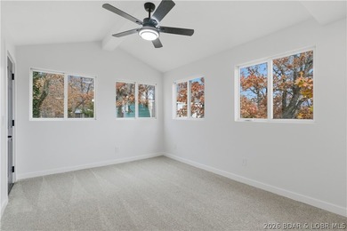 Newley Renovated Throughout!!!! Welcome to this stunning 4 - photo 15
