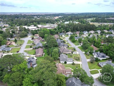 Welcome to 136 Summer Winds Drive, a beautifully refreshed - photo 15