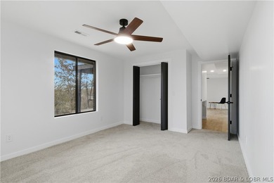 Newley Renovated Throughout!!!! Welcome to this stunning 4 - photo 16