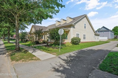 Welcome to this beautiful 4 bedroom, 3 bath standalone in the - photo 17