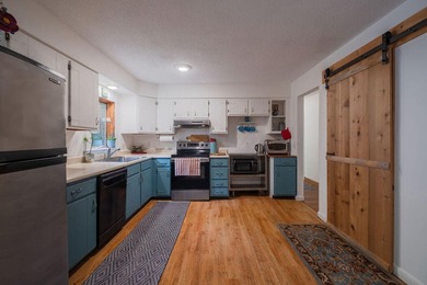 Location, Location!!! Turnkey Brunswick Gem - Fully Updated & - photo 7
