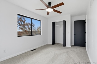 Newley Renovated Throughout!!!! Welcome to this stunning 4 - photo 19