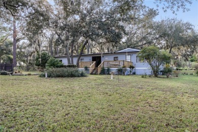 Lake Home For Sale in Leesburg, Florida