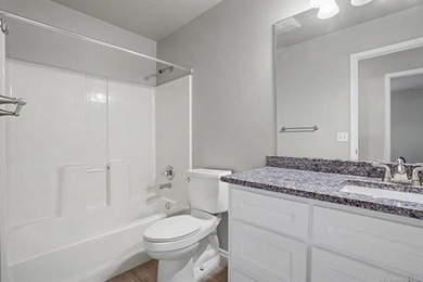 Refreshed 3-bedroom home in an established Jenks neighborhood - photo 22