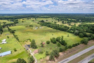 Escape the city life to the tranquility of East Texas with this - photo 23