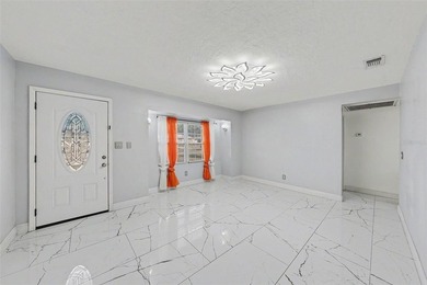 This Beautiful property offers a fantastic opportunity for - photo 3