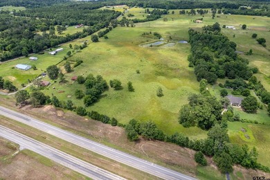 Escape the city life to the tranquility of East Texas with this - photo 25