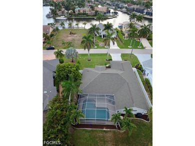 Welcome to this beautifully maintained 4-bedroom, 3-bathroom - photo 29