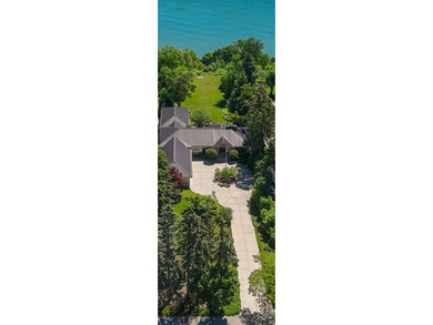 Wake up to breathtaking sunrises & sweeping views of Lake - photo 10