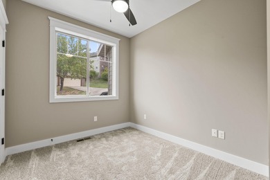 Santa's taking a break & hitting the green @ 409 Silverwood