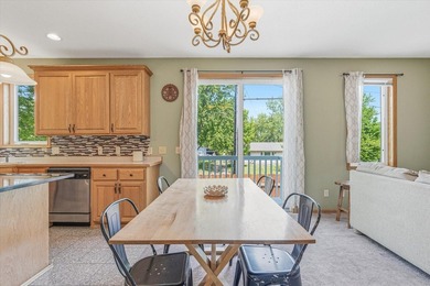 Move right into this beautifully maintained home located on a - photo 7