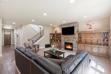 Welcome home to this stunning 5-bedroom plus den home - photo 10