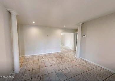 PANORAMIC VIEWS - POOL - GOLF COURSE LIVING! This mid-century - photo 11