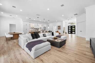 Experience the perfect blend of luxury, privacy, and modern - photo 12