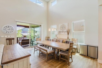 Welcome home to your fully furnished mountain escape located on - photo 15