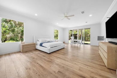 Experience the perfect blend of luxury, privacy, and modern - photo 16