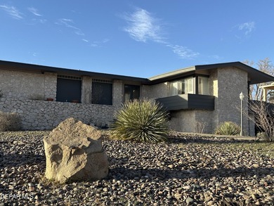 PANORAMIC VIEWS - POOL - GOLF COURSE LIVING! This mid-century - photo 20