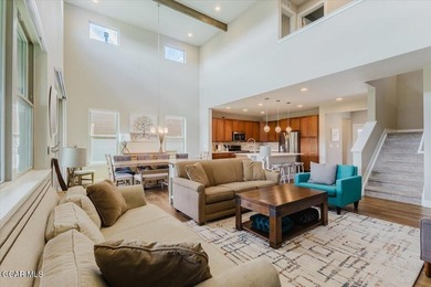 Welcome home to your fully furnished mountain escape located on - photo 21